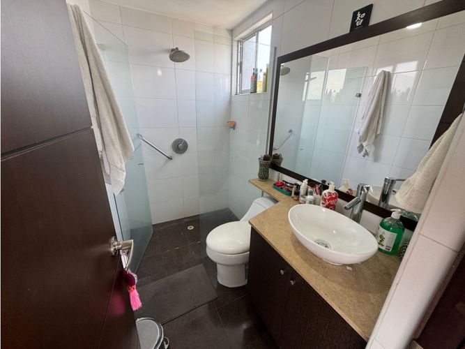 Apartamento de 3 alcobas en venta en El Poblado, Medellín, 118 m² · foto 18 de 20