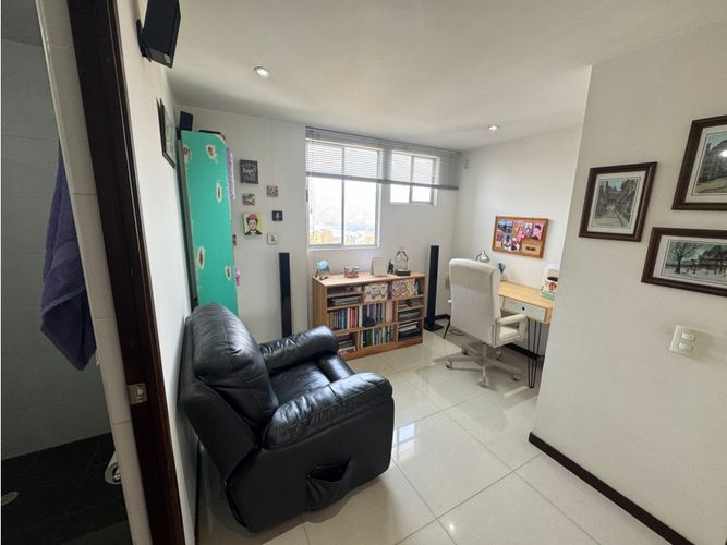Apartamento de 3 alcobas en venta en El Poblado, Medellín, 118 m² · foto 19 de 20