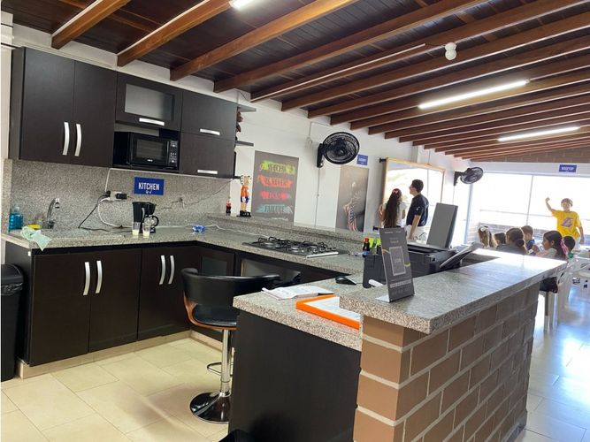 Apartamento en venta en San Isidro, Medellín · foto 3 de 18