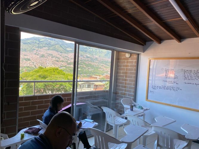 Apartamento en venta en San Isidro, Medellín · foto 5 de 18