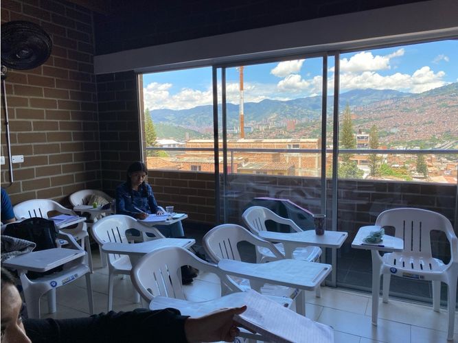 Apartamento en venta en San Isidro, Medellín · foto 6 de 18