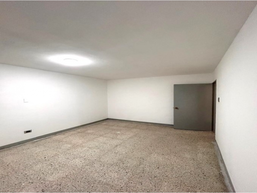 Apartamento en venta en Boston, Medellín · foto 6 de 18