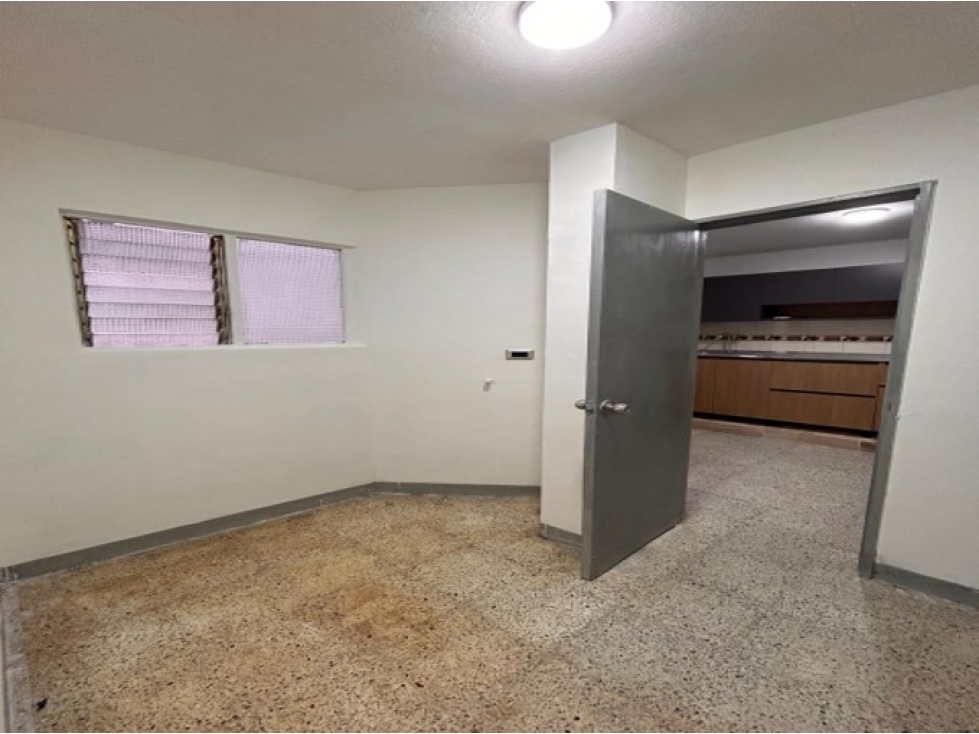 Apartamento en venta en Boston, Medellín · foto 8 de 18