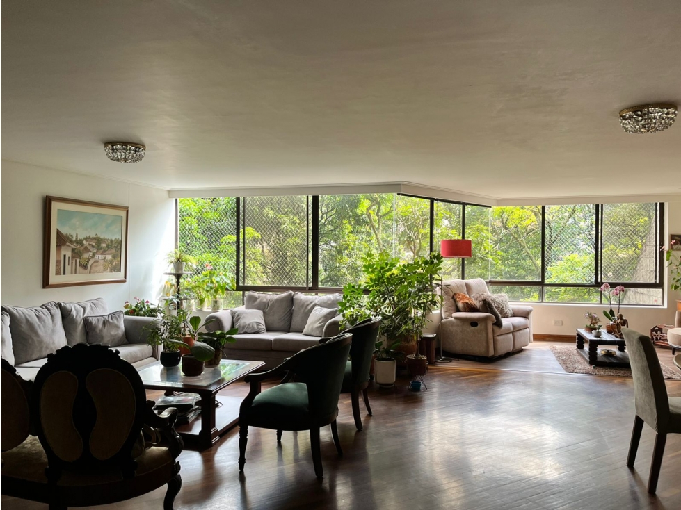 Apartment for sale in El Poblado, Medellín 2