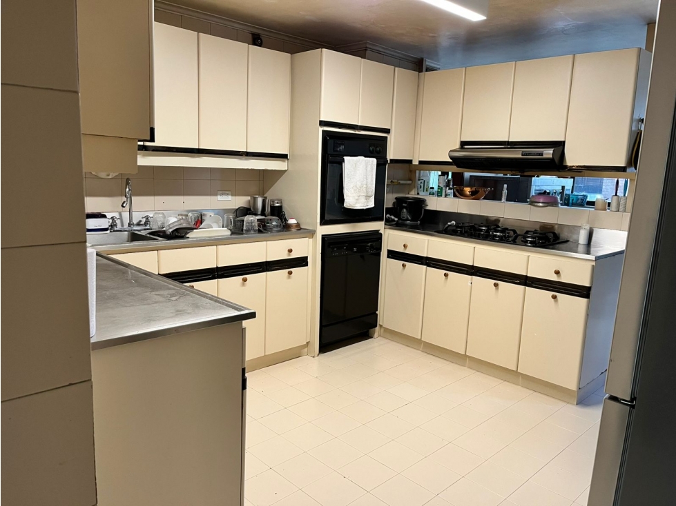 Apartment for sale in El Poblado, Medellín 3