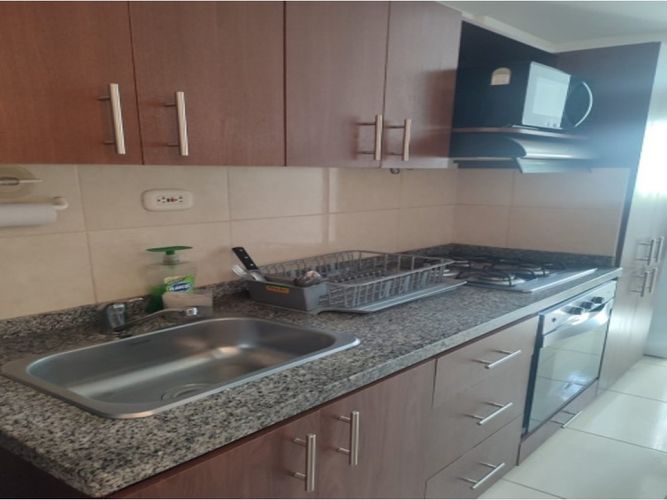 Apartamento de 3 alcobas en venta en Suramérica, Itagüí, 80 m² · foto 2 de 16