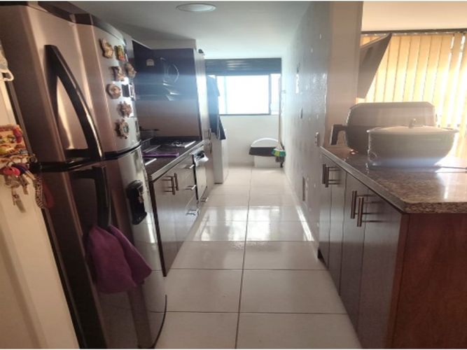 Apartamento de 3 alcobas en venta en Suramérica, Itagüí, 80 m² · foto 3 de 16