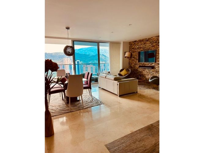 Apartamento de 2 alcobas en venta en Caminos De La Romeria, Sabaneta, 119 m² · foto 4 de 8