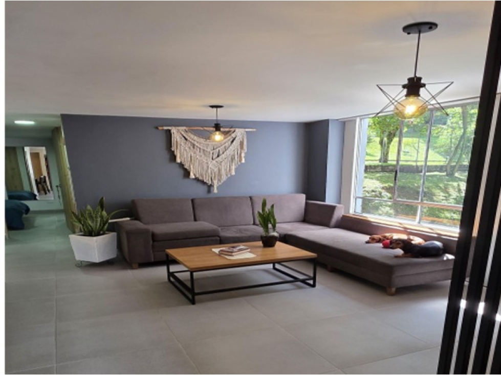Apartamento en venta en Loma del Indio, Medellín 3