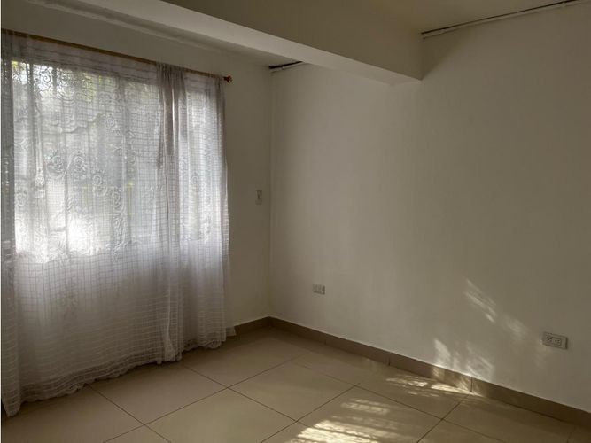 Casa de 3 alcobas en venta en La Pradera, Medellín, 98 m² · foto 8 de 19