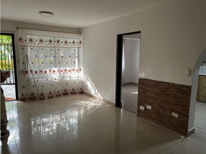 Casa de 3 alcobas en venta en La Pradera, Medellín, 98 m² · foto 15 de 19