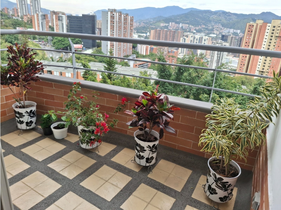 Apartment for sale in Loma del Indio, Medellín