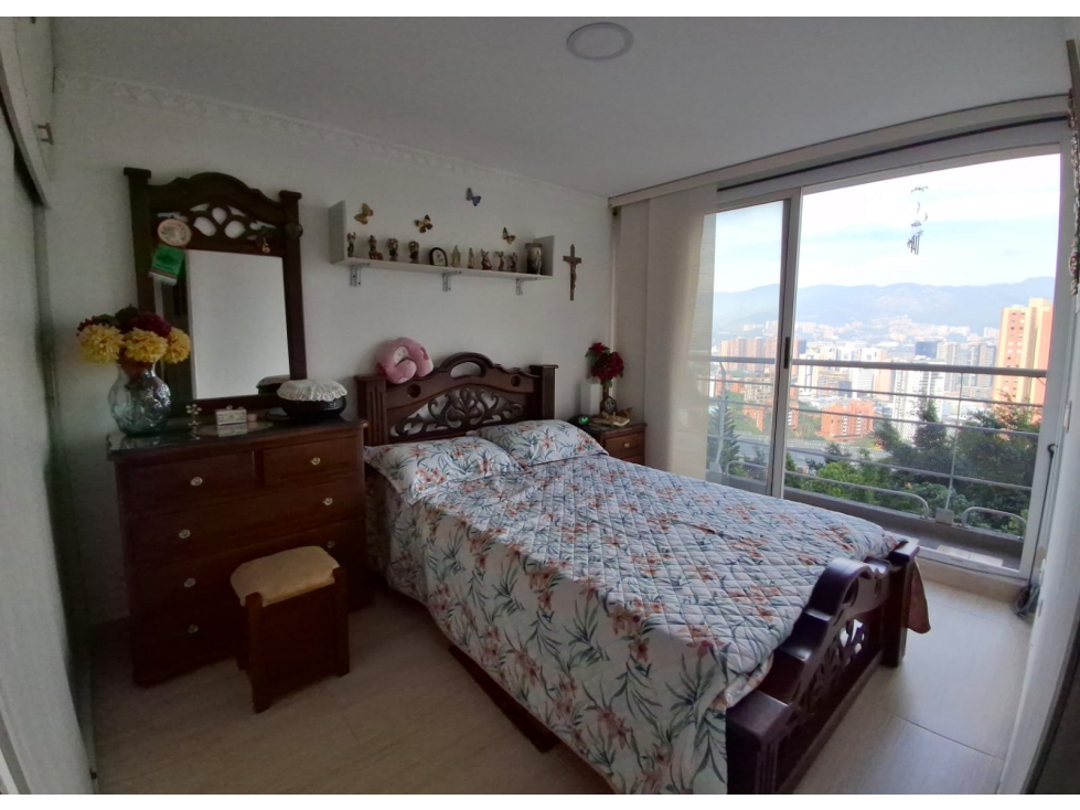Apartment for sale in Loma del Indio, Medellín 5