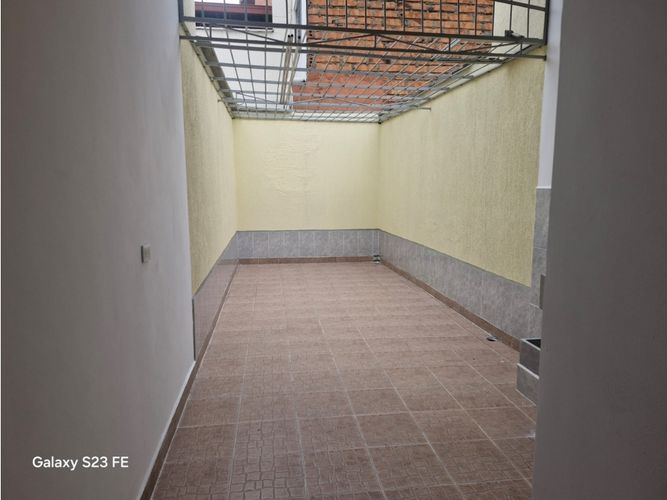 Apartaestudio en venta en Prado, Medellín, 153 m² · foto 12 de 24