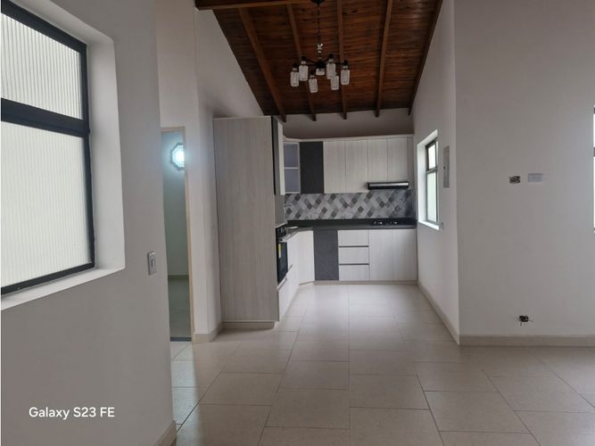 Apartaestudio en venta en Prado, Medellín, 153 m² · foto 13 de 24
