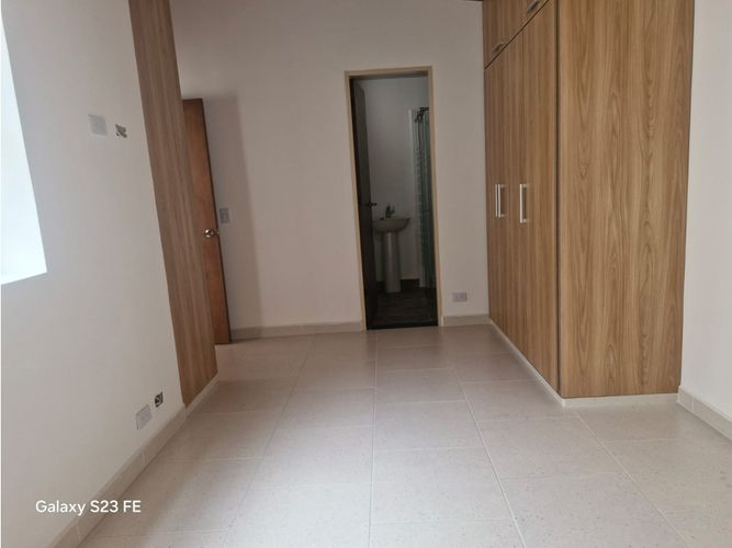 Apartaestudio en venta en Prado, Medellín, 153 m² · foto 22 de 24