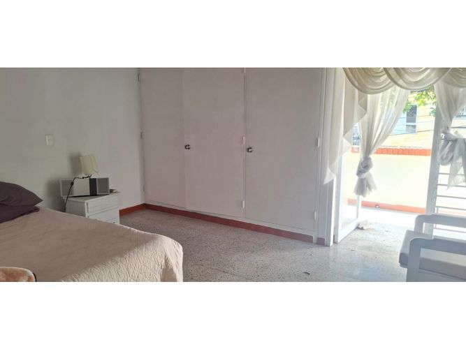 Casa de 5 alcobas en venta en Simon Bolivar, Medellín, 268 m² · foto 8 de 24