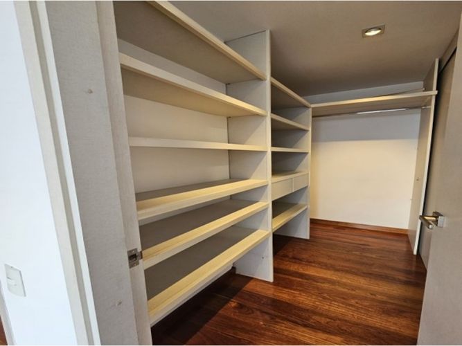 Apartamento de 2 alcobas en venta en Santa Maria De Los Angeles, Envigado, 170 m² · foto 10 de 18