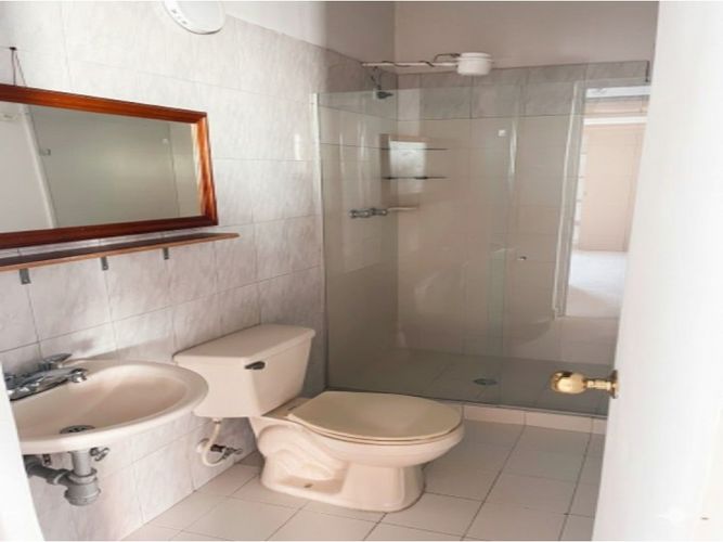 Apartamento de 3 alcobas en venta en Villa Mayor, Itagüí, 60 m² · foto 7 de 9
