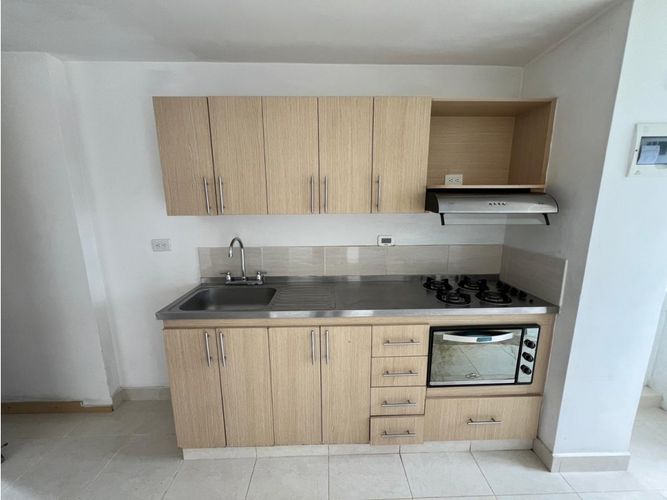 Apartamento de 3 alcobas en venta en La Gabriela, Bello, 62 m² · foto 3 de 13