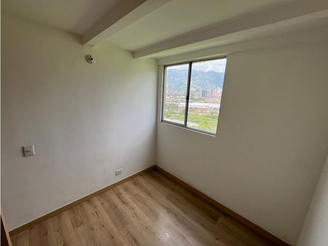 Apartamento de 3 alcobas en venta en La Gabriela, Bello, 62 m² · foto 6 de 13