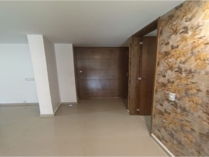 Apartamento de 3 alcobas en venta en Las Lomitas, Sabaneta, 88 m² · foto 3 de 15