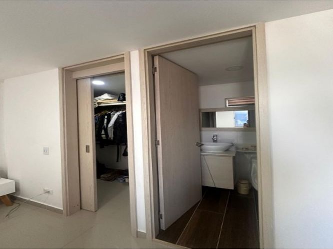 Apartamento de 3 alcobas en venta en Madera, Copacabana, 57 m² · foto 10 de 17