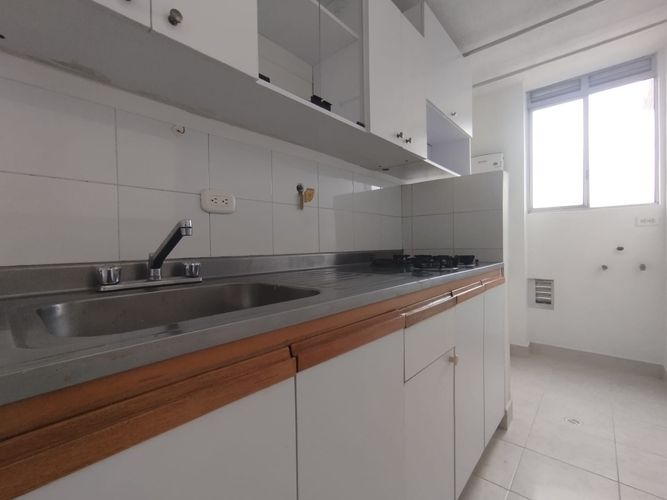 Apartamento de 2 alcobas en arriendo en El Poblado, Medellín, 56 m² · foto 18 de 19