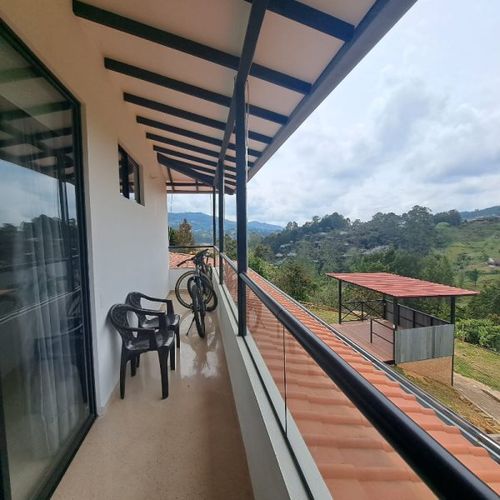 Casa de 4 alcobas en venta en El Zango, Guarne · foto 24 de 24