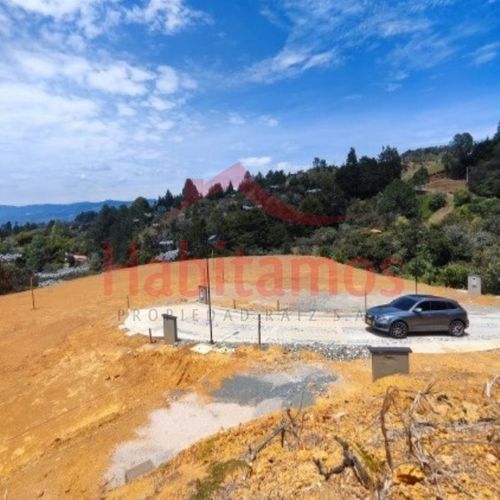 Lote en venta en La Clara, Guarne, 1834 m² · foto 4 de 8