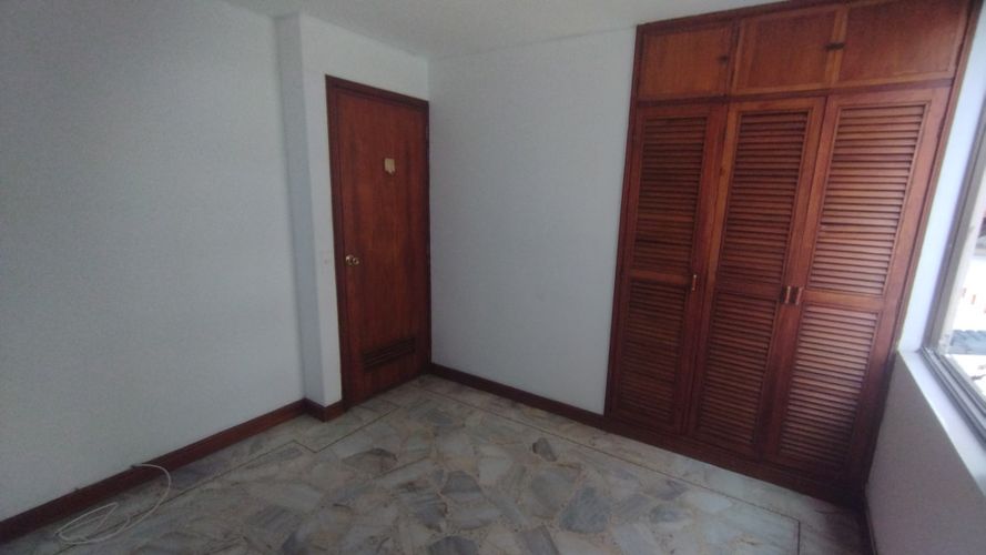 Apartamento de 3 alcobas en venta en Cuarto De Legua - Guadalupe, Cali, 79 m² · foto 10 de 23