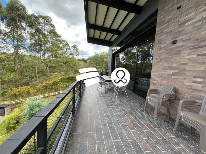Finca en venta en El Chuscal, El Retiro, 10900 m² · foto 2 de 12