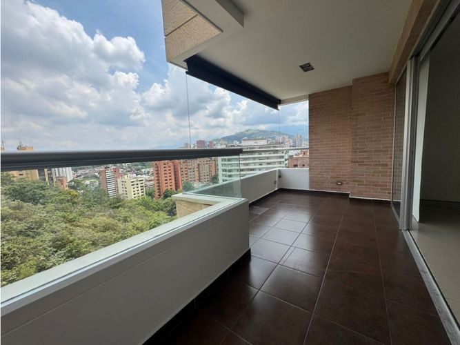 Apartamento de 3 alcobas en venta en Normandia, Cali, 212 m² · foto 1 de 14