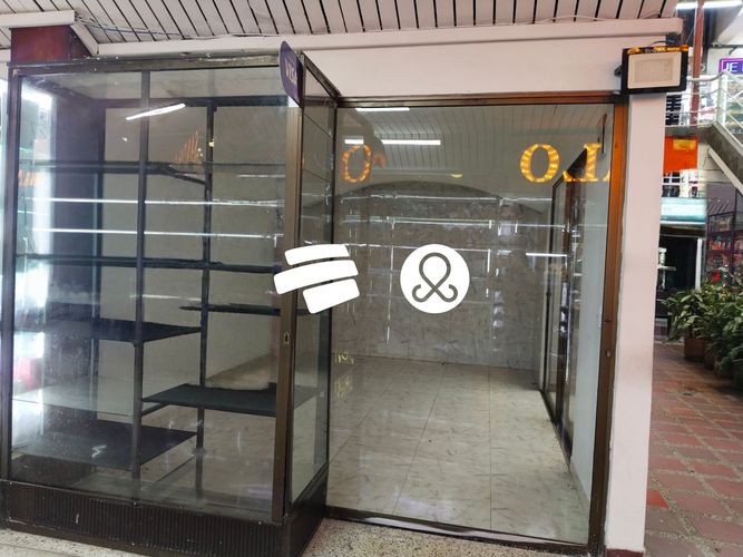 Local en venta en La Candelaria, Medellín, 12 m² · foto 9 de 11