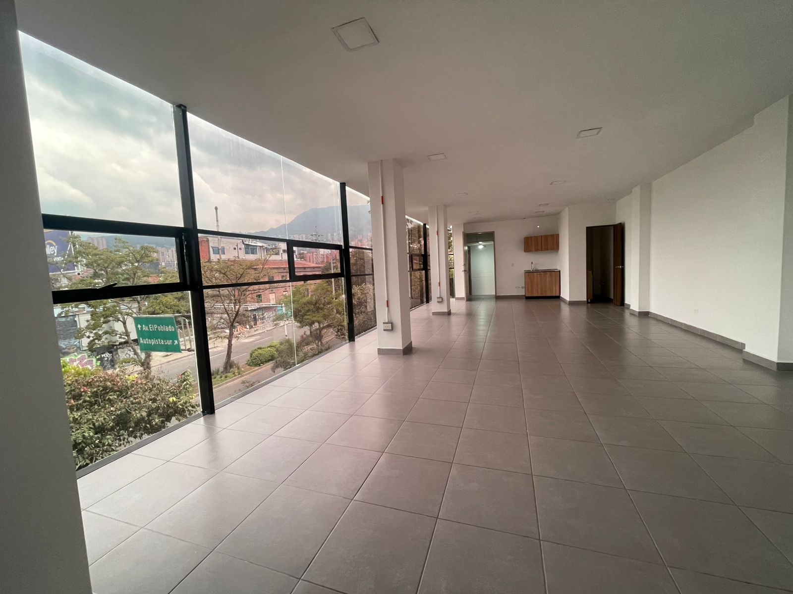 Edificio en venta en Guayabal, Medellín 3