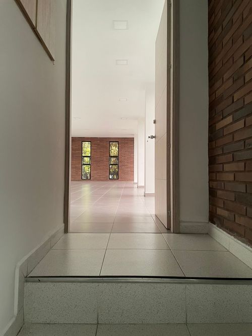Edificio en venta en Guayabal, Medellín, 270 m² · foto 7 de 10