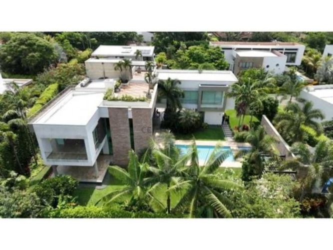 Casa de 4 alcobas en venta en Pance, Cali, 699 m² · foto 3 de 24