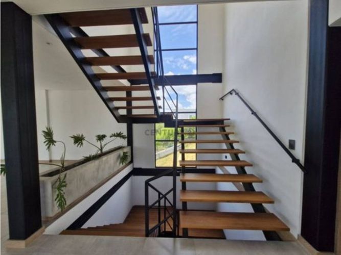 Casa de 4 alcobas en venta en Peon, Jamundí, 308 m² · foto 4 de 24