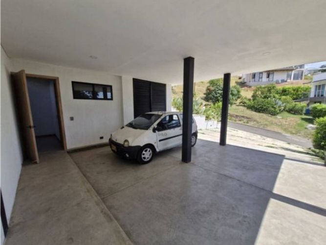 Casa de 4 alcobas en venta en Peon, Jamundí, 308 m² · foto 8 de 24