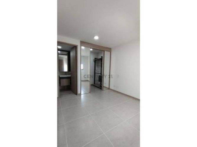 Apartamento de 2 alcobas en venta en Bochalema, Cali, 80 m² · foto 14 de 24