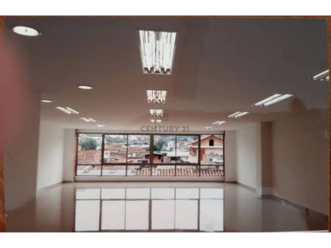 Edificio en arriendo en Los Libertadores, Cali, 1484 m² · foto 6 de 9