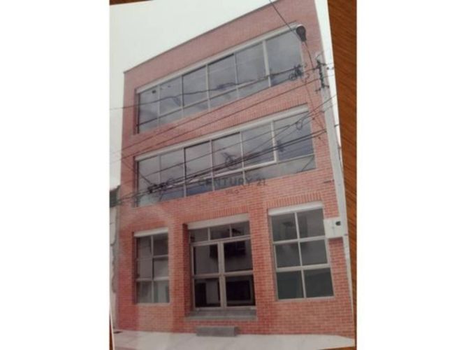 Edificio en arriendo en Los Libertadores, Cali, 1484 m² · foto 9 de 9