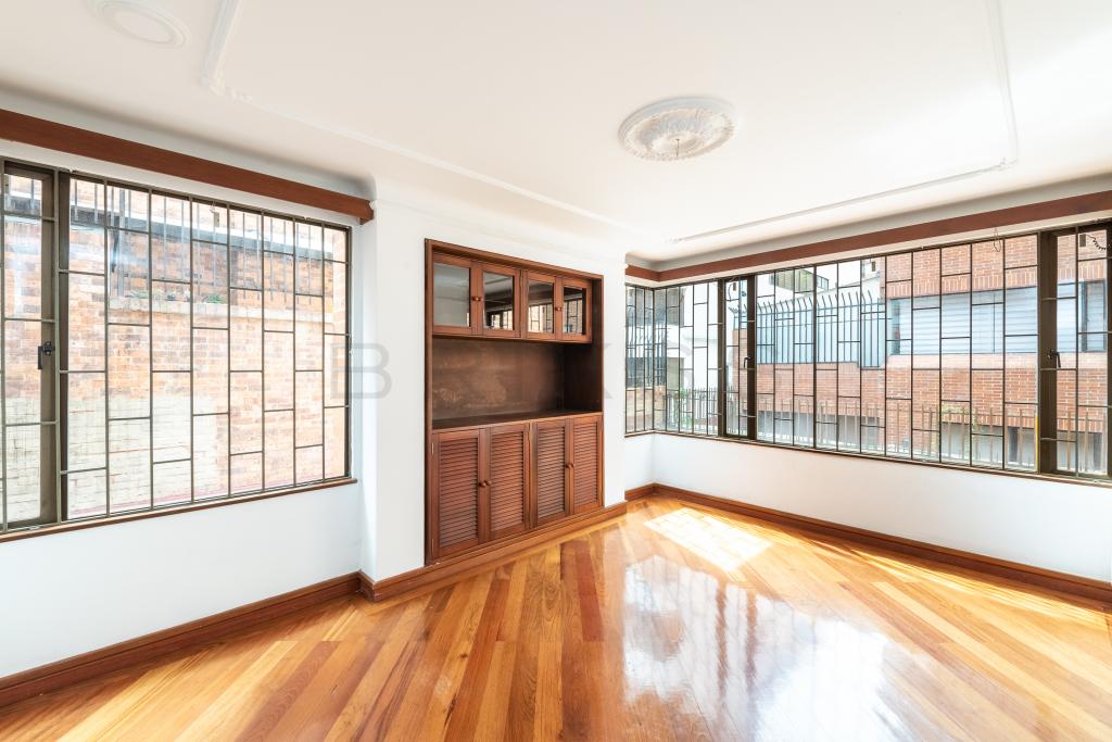 Apartamento en venta en Chico, Bogotá · foto 2 de 15
