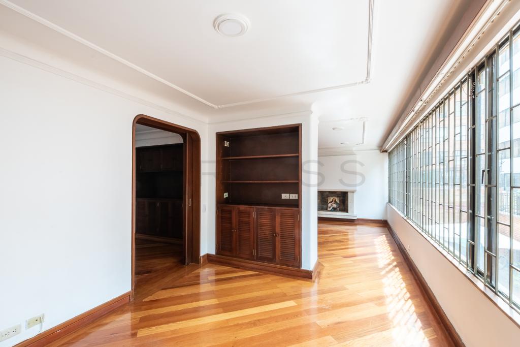 Apartamento en venta en Chico, Bogotá · foto 5 de 15