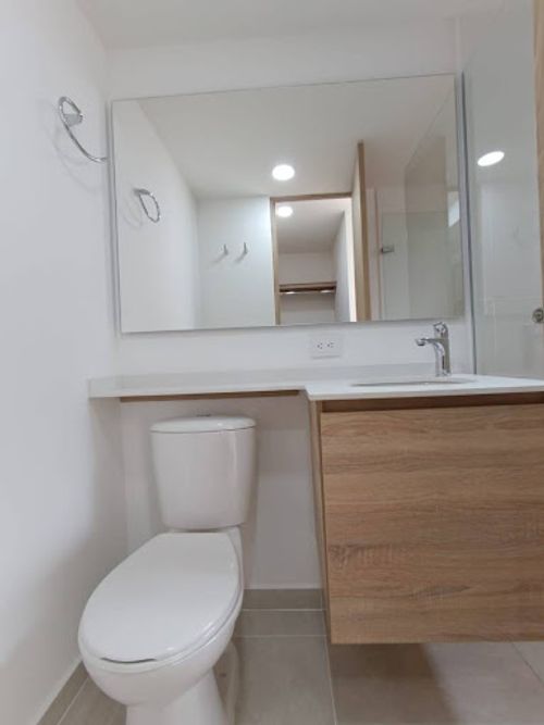 Apartamento en arriendo en La Doctora, Sabaneta · foto 4 de 11