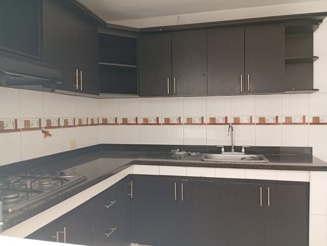 Oficina en arriendo en La Castellana, Medellín, 180 m² · foto 12 de 17