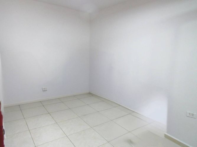 Apartamento de 4 alcobas en venta en Junin, Cali, 61 m² · foto 9 de 18