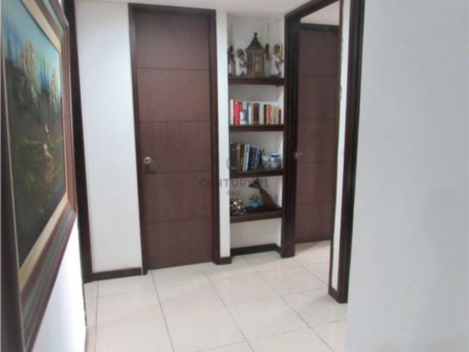 Apartamento de 3 alcobas en venta en Chipichape, Cali, 130 m² · foto 15 de 24