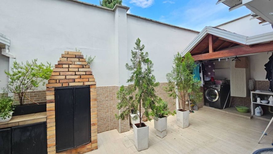Casa de 6 alcobas en venta en Diamante 2, Bucaramanga, 400 m² · foto 8 de 15