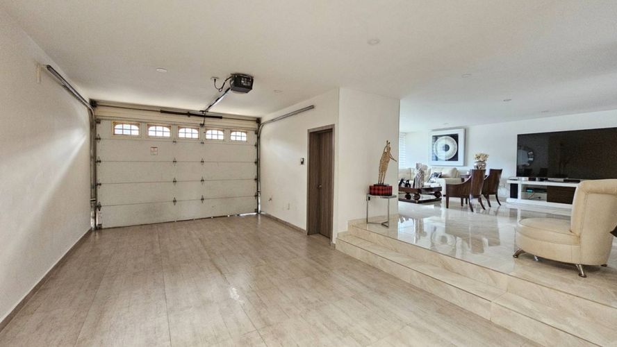 Casa de 6 alcobas en venta en Diamante 2, Bucaramanga, 400 m² · foto 11 de 15